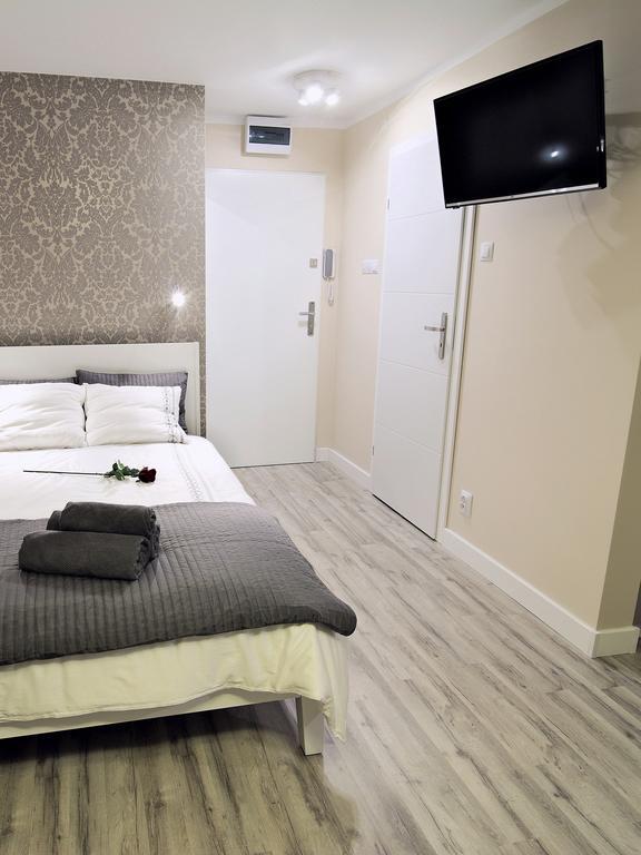 Appartement Paradise - Z Klimatyzacja à Częstochowa Extérieur photo